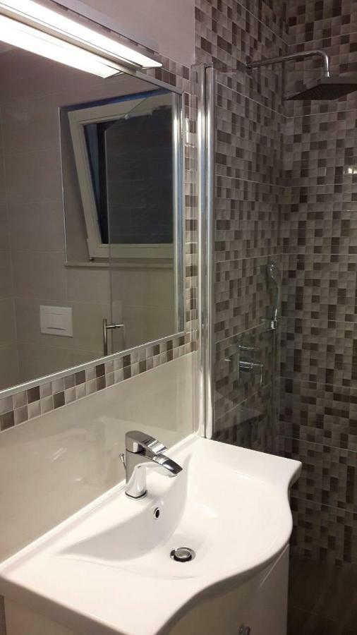 App Bajic Apartment Umag Bagian luar foto